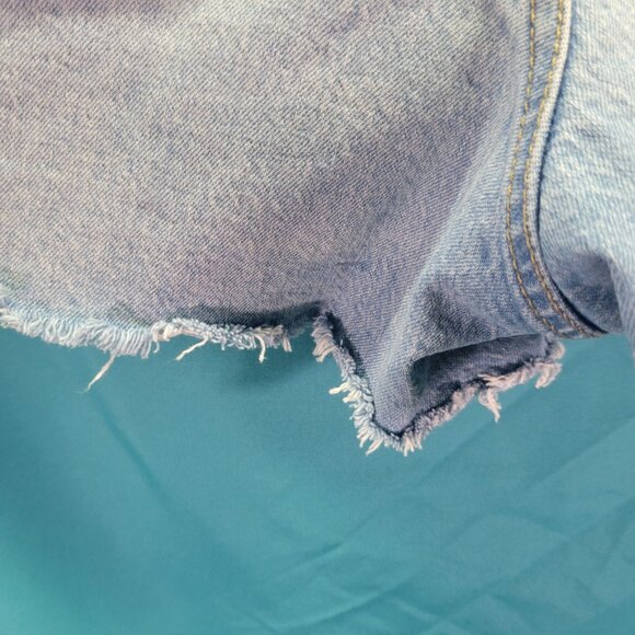 Universal Thread Vintage Midi High-Waist Button Fly Denim Shorts - Picture 7 of 8